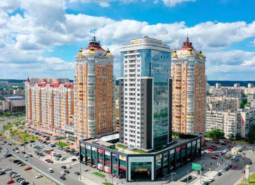 Vip Apartment 120M2 With Panoramic Windows, 22 Floor. Obolon Kiev Buitenkant foto